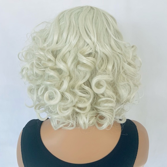 Platinum Blonde Vintage Style “Put On & Go” Premium Fiber Wig - Picture 7 of 7